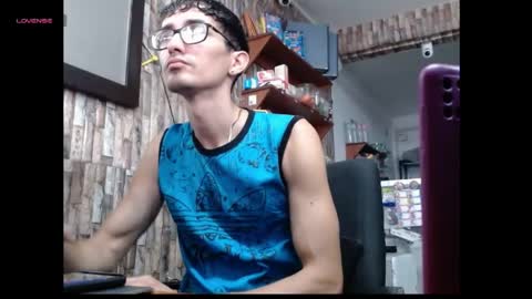 jhosuamoore2 online show from June 8, 2026, 1:22 pm