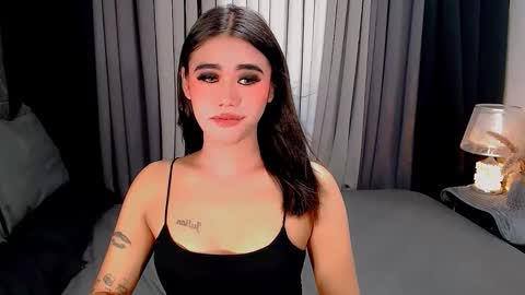 Snapshot of jhuliana_and_charles_room chatting on November 28, 2025, 5:54 am jhuliana_and_charles_room online show from November 28, 2025, 5:54 am