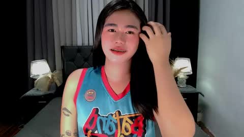 Snapshot of jhuliana_and_charles_room chatting on March 20, 2026, 2:38 am jhuliana_and_charles_room online show from March 20, 2026, 2:38 am