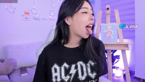 Ji  online show from April 15, 2026, 1:12 am