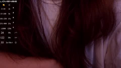 jia_lisaa online show from November 5, 2025, 10:15 am