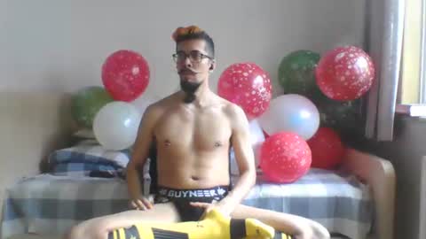 Schamil jiangouxiong on InstagramTelegram channel online show from December 25, 2024, 1:53 am