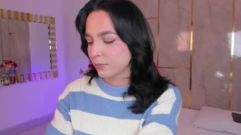 Snapshot of jiggly_ chatting on February 24, 2026, 4:43 am Jiggly online show from February 24, 2026, 4:43 am