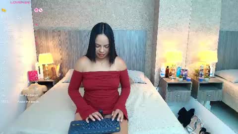 Jimena Salazar online show from June 22, 2026, 7:11 pm