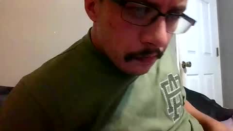 Snapshot of jimmac98 chatting on December 26, 2024, 4:53 am james online show from December 26, 2024, 4:53 am