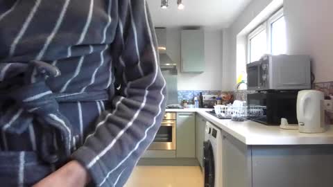 Snapshot of jimmybenido chatting on May 17, 2026, 4:36 pm Jim Redgewell online show from May 17, 2026, 4:36 pm
