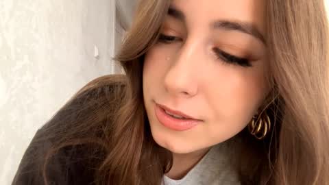 Snapshot of jimmyholtzman chatting on December 19, 2025, 1:29 pm Kate online show from December 19, 2025, 1:29 pm