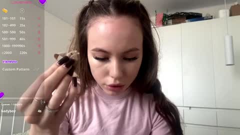 Kate online show from April 28, 2026, 6:18 am