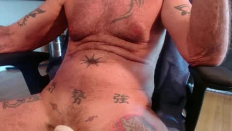 Snapshot of jimshard7x6 chatting on February 13, 2025, 10:22 pm cock model bathing suit model online show from February 13, 2025, 10:22 pm