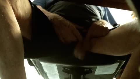 Snapshot of jimsundies chatting on October 9, 2025, 3:26 am jimwellhung online show from October 9, 2025, 3:26 am