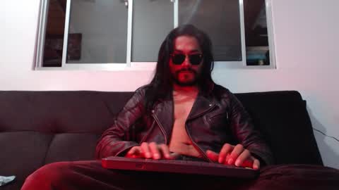 jin_woosex online show from November 28, 2025, 11:07 pm