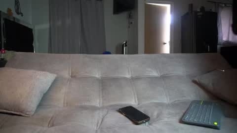 Jinx independent model online show from February 12, 2026, 9:32 pm