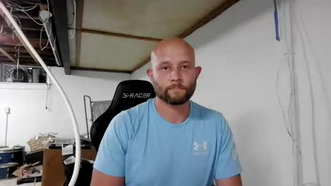Snapshot of jjtoohardholly chatting on August 9, 2026, 2:57 am jjtoohardholly online show from August 9, 2026, 2:57 am