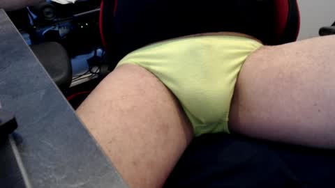 jlouis759 online show from April 2, 2026, 10:35 am