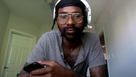 jmeaty5 online show from September 10, 2025, 3:01 pm