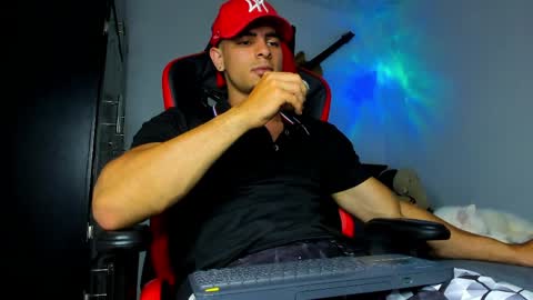 IGJmortton online show from April 10, 2026, 1:55 am