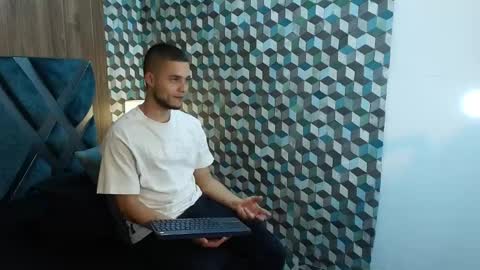 Snapshot of joaho_fernandez chatting on May 22, 2026, 8:36 pm Joao online show from May 22, 2026, 8:36 pm