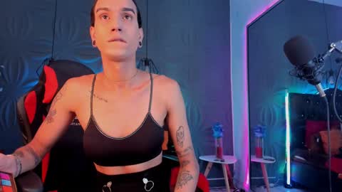 Snapshot of joaisaza chatting on January 14, 2025, 6:45 am Joa Isaza online show from January 14, 2025, 6:45 am