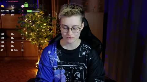 J online show from March 28, 2026, 7:46 pm