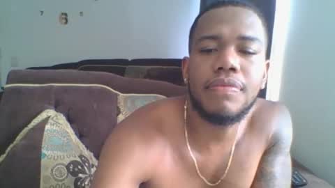 JOAN SAENZ online show from December 14, 2025, 8:57 pm