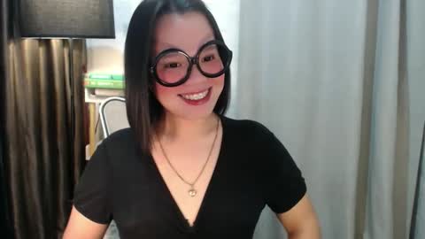 Joana online show from September 15, 2025, 8:31 pm