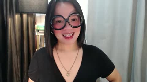 Joana online show from September 19, 2025, 8:20 pm