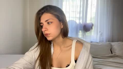 Snapshot of joandonelly chatting on June 27, 2026, 12:22 pm Bella online show from June 27, 2026, 12:22 pm