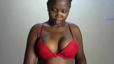 Snapshot of joankein_255 chatting on February 19, 2025, 11:04 pm varl online show from February 19, 2025, 11:04 pm