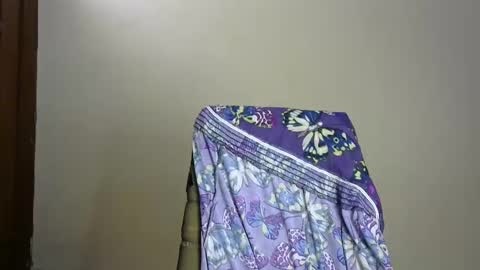 Snapshot of joankein_255 chatting on February 21, 2025, 7:34 am varl online show from February 21, 2025, 7:34 am