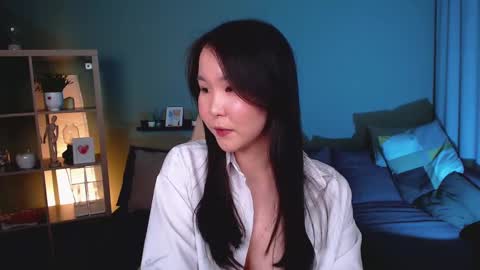 Snapshot of jocelyn_lane chatting on January 29, 2025, 12:24 pm Amina online show from January 29, 2025, 12:24 pm