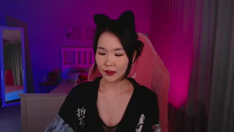 Snapshot of jocelyn_lane chatting on February 22, 2025, 12:29 pm Amina online show from February 22, 2025, 12:29 pm