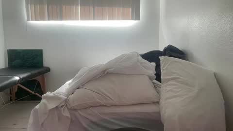 Snapshot of jockassla chatting on June 6, 2026, 11:42 pm Sam T online show from June 6, 2026, 11:42 pm
