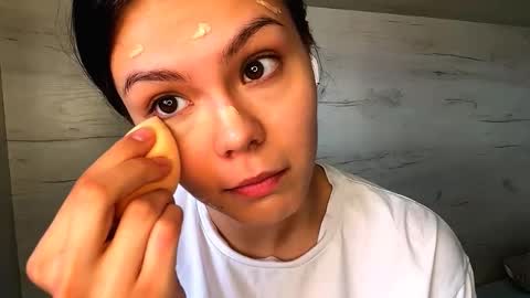 Snapshot of jodeesolarz chatting on March 17, 2026, 9:01 am Mila online show from March 17, 2026, 9:01 am