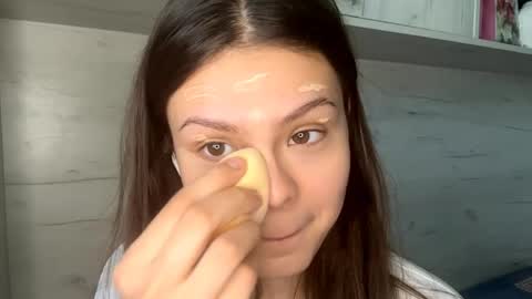 Snapshot of jodeesolarz chatting on April 13, 2026, 9:48 am Mila online show from April 13, 2026, 9:48 am