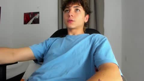 Snapshot of joe23___ chatting on October 1, 2025, 3:45 am Joe online show from October 1, 2025, 3:45 am