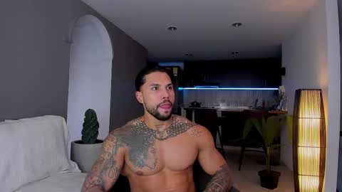 joe_esthetic online show from March 4, 2025, 9:22 pm