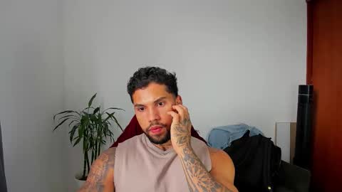 joe_esthetic online show from October 17, 2025, 7:27 pm