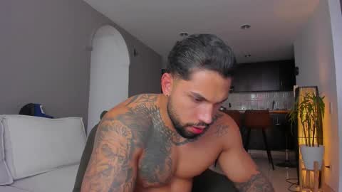 joe_esthetic online show from March 28, 2026, 8:08 pm