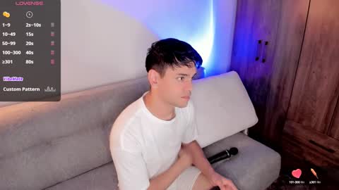 Snapshot of joe_jhonson chatting on February 24, 2025, 1:53 pm joe jhonson online show from February 24, 2025, 1:53 pm