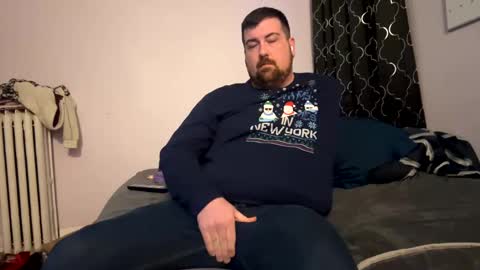 Snapshot of joejoe329 chatting on December 6, 2024, 12:45 am joejoe329 online show from December 6, 2024, 12:45 am