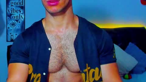 Snapshot of joel_ferreira chatting on March 9, 2025, 5:06 pm Joel online show from March 9, 2025, 5:06 pm