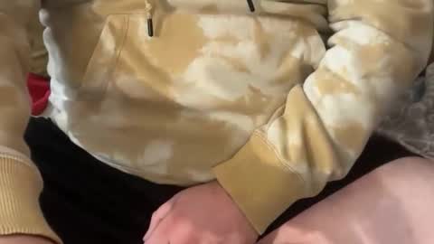 joemoehn312 online show from October 28, 2025, 4:42 pm