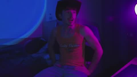 Snapshot of joeosulli2024 chatting on October 21, 2025, 10:21 pm JoeOsulli online show from October 21, 2025, 10:21 pm