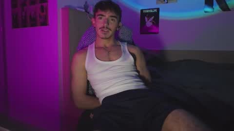 Snapshot of joeosulli2024 chatting on November 20, 2025, 9:14 pm JoeOsulli online show from November 20, 2025, 9:14 pm