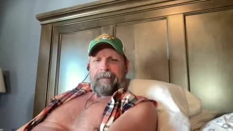 Snapshot of joestros chatting on April 3, 2026, 11:36 pm joestros online show from April 3, 2026, 11:36 pm