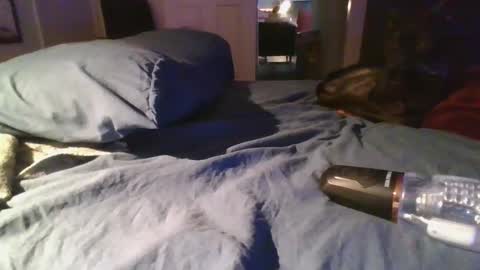 Snapshot of joey2snowy759685 chatting on September 27, 2025, 12:59 am joey2snowy759685 online show from September 27, 2025, 12:59 am