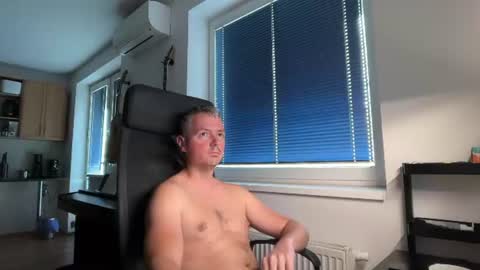Snapshot of jogger1991 chatting on June 15, 2026, 4:53 pm Jogger1991 online show from June 15, 2026, 4:53 pm