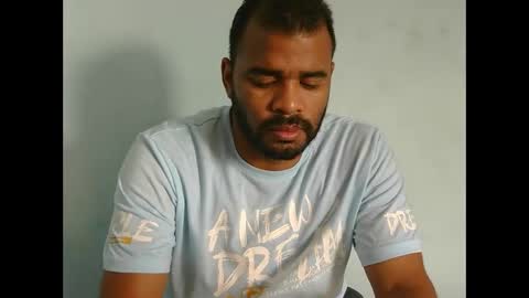 johan2222222222 online show from September 23, 2025, 1:47 pm