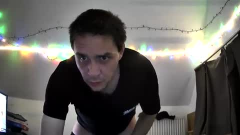 Snapshot of johan54333 chatting on July 25, 2026, 2:53 am johan54333 online show from July 25, 2026, 2:53 am