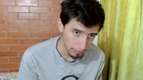 johan70nsexy online show from April 23, 2026, 9:50 pm